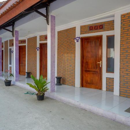 Hotel Reddoorz Near Goa Jatijajar 2 Kebumen Exterior foto